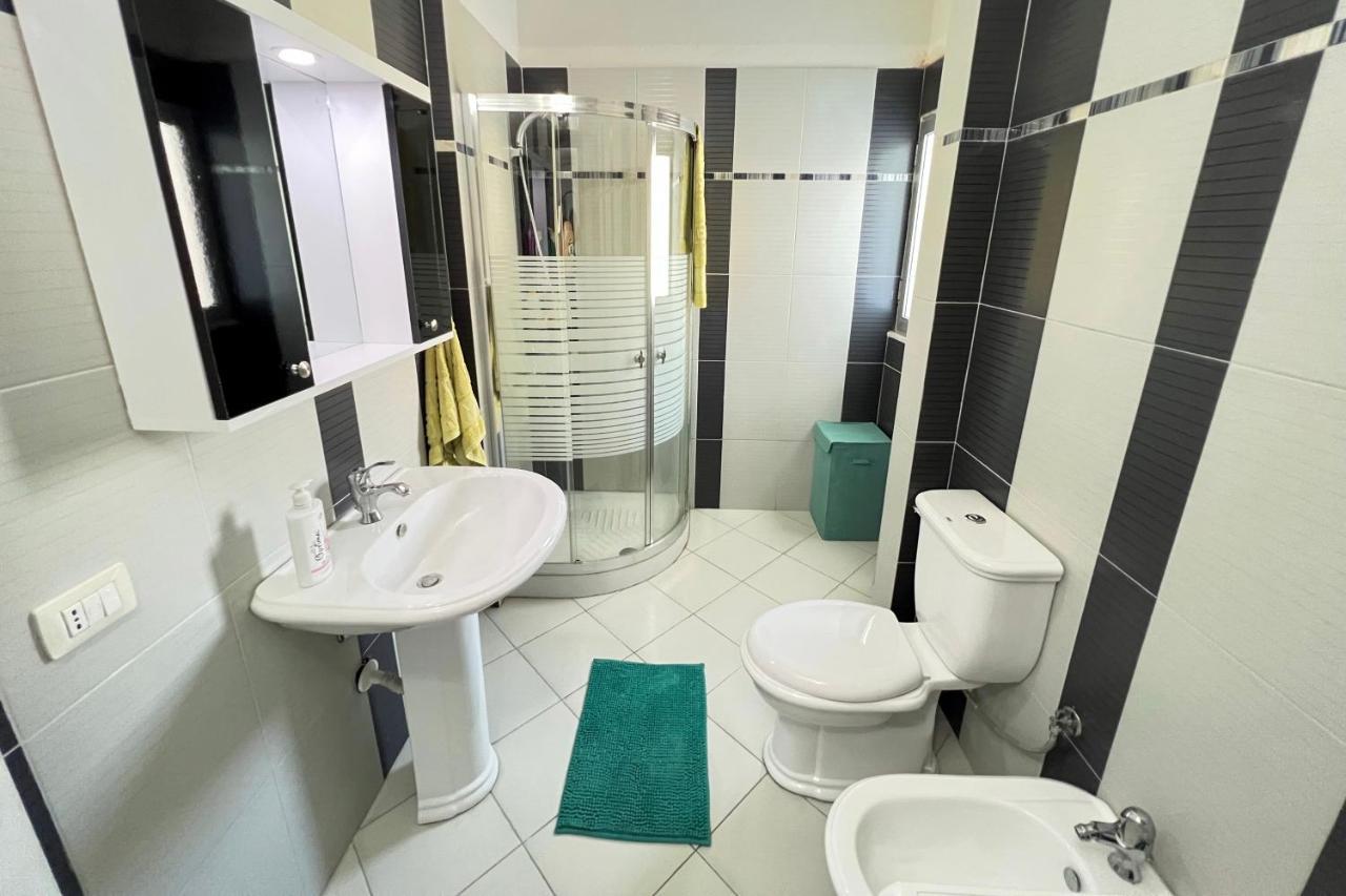 Sealavita, Modern 2 Bedroom Apartment Sea & Sunset View Vlorë Eksteriør billede